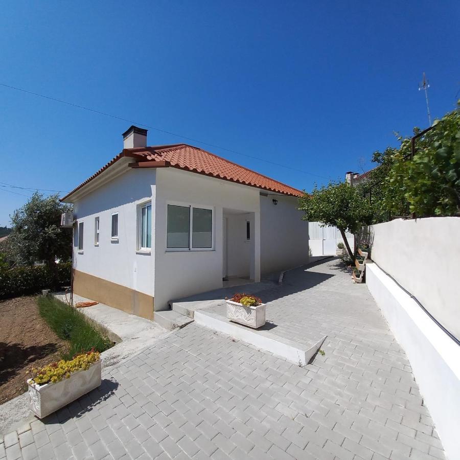 Casa Da Ti Emilia Hébergement de vacances Cardigos