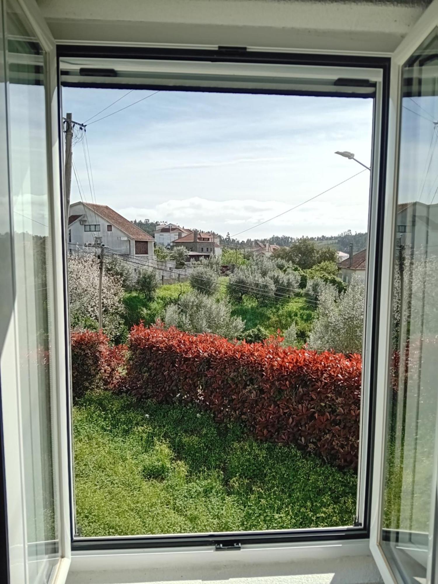 Casa Da Ti Emilia Hébergement de vacances Cardigos